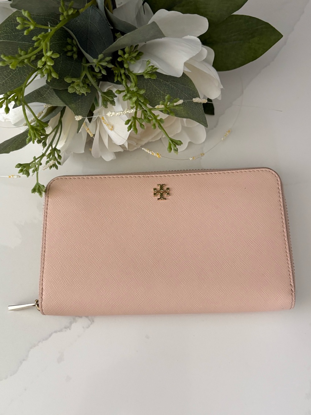 TORY BURCH Saffiano Leather Continental Wallet